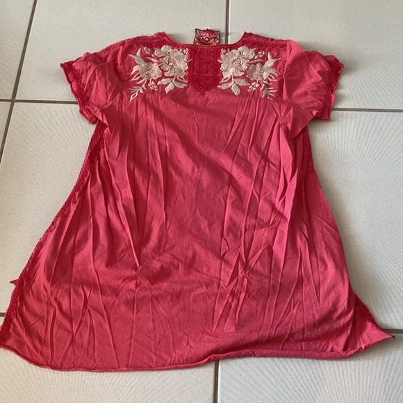 Johnny Was Camille Embroidered Knit Drape Top Size Small - Picture 7 of 8